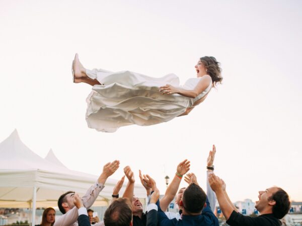Choosing the Perfect Wedding Dress That Reflects Your Style