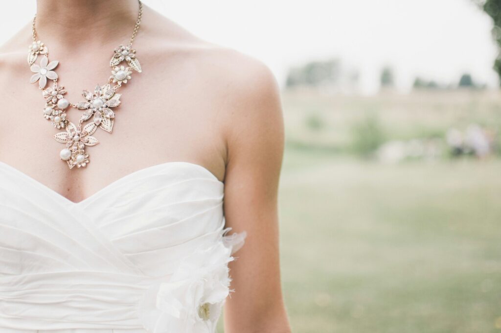 Top Gifts for Strong Independent Woman Who Deserves the Best